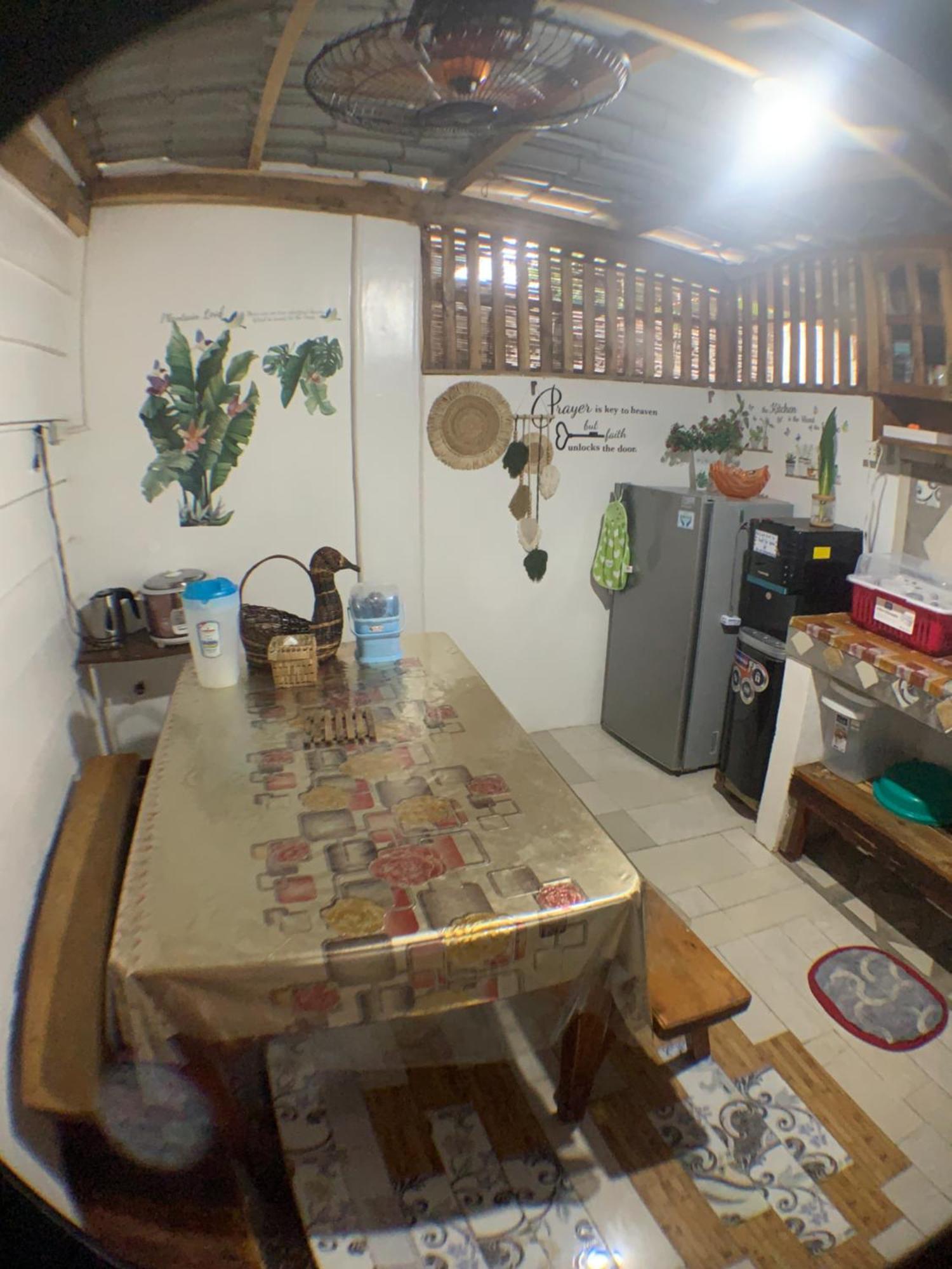 Jml Homestay General Luna (Surigao del Norte)